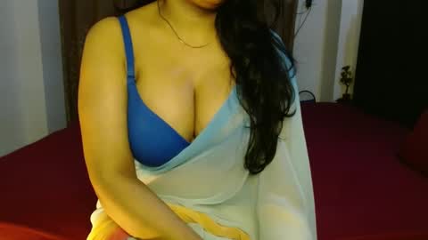 Snapshot of hoteliza6 chatting on 02/15/25, 05:17 Eliza i dont show face in any show online show from 02/15/25, 05:17