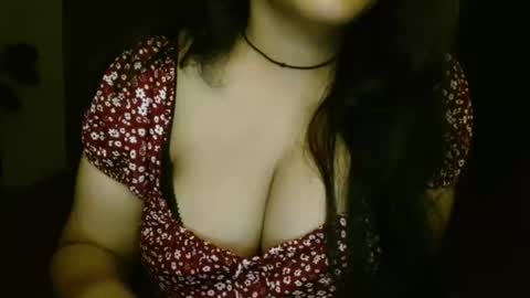 Snapshot of hoteliza6 chatting on 10/29/25, 08:10 Eliza i dont show face in any show online show from 10/29/25, 08:10