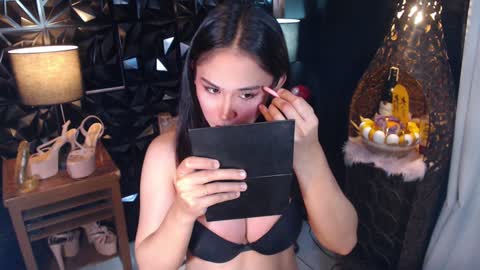 EVA online show from 01/03/25, 04:33