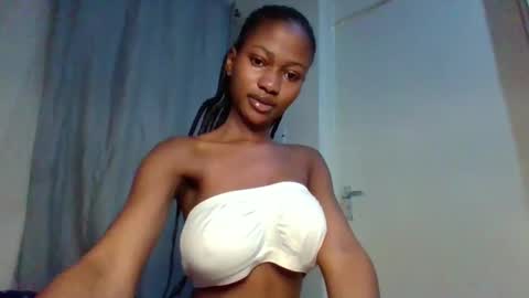 Snapshot of hotfalling706077 chatting on 12/07/24, 11:56 hotfalling706077 online show from 12/07/24, 11:56