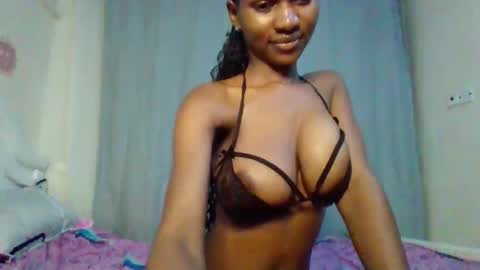 Snapshot of hotfalling706077 chatting on 12/27/24, 10:59 hotfalling706077 online show from 12/27/24, 10:59