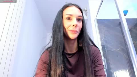 hotfallingdevil online show from 09/13/25, 10:26