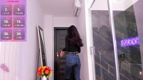 Snapshot of hotfallingdevil chatting on 11/10/25, 05:39 hotfallingdevil online show from 11/10/25, 05:39