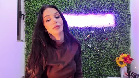 Snapshot of hotfallingdevil chatting on 12/17/25, 05:46 hotfallingdevil online show from 12/17/25, 05:46