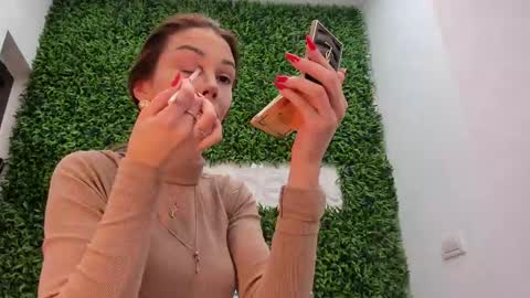 Snapshot of hotfallingdevil chatting on 04/16/26, 05:08 hotfallingdevil online show from 04/16/26, 05:08