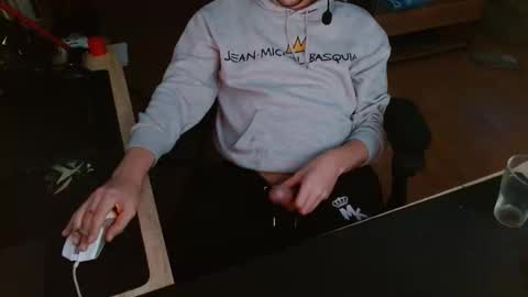 Snapshot of hotfilled chatting on 11/13/25, 03:05 Mephisto667 online show from 11/13/25, 03:05