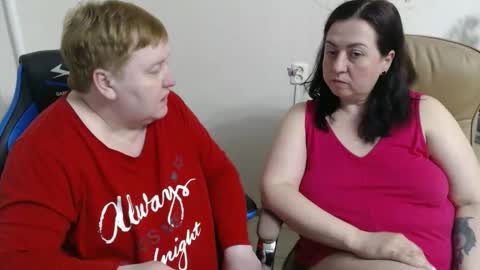 Snapshot of hotfiremommy chatting on 04/24/26, 08:44 LimonkaFire online show from 04/24/26, 08:44