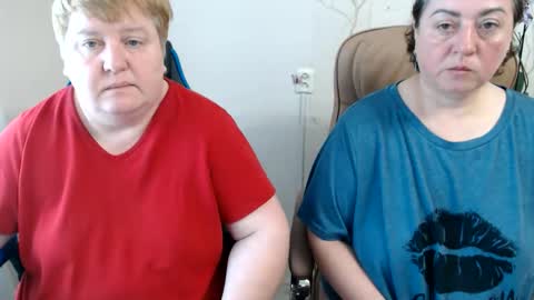 Snapshot of hotfiremommy chatting on 06/07/26, 06:50 LimonkaFire online show from 06/07/26, 06:50