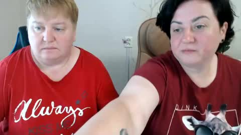 Snapshot of hotfiremommy chatting on 06/12/26, 08:46 LimonkaFire online show from 06/12/26, 08:46