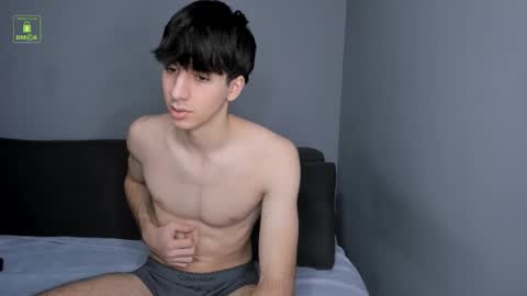 Snapshot of hotflirtyfella chatting on 02/19/26, 06:42 QUENTIN online show from 02/19/26, 06:42