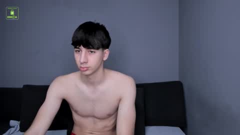 Snapshot of hotflirtyfella chatting on 02/22/26, 06:46 QUENTIN online show from 02/22/26, 06:46