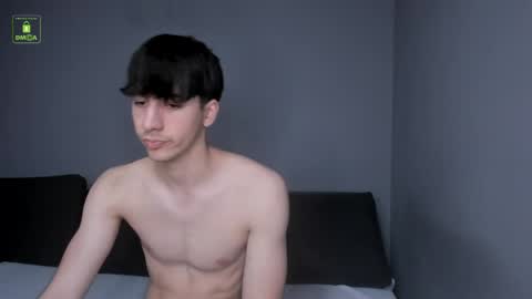 Snapshot of hotflirtyfella chatting on 04/16/26, 05:30 QUENTIN online show from 04/16/26, 05:30