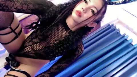 Snapshot of hotfucking_queen1111 chatting on 11/04/25, 09:52 hotfucking_queen1111 online show from 11/04/25, 09:52