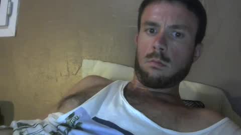 Snapshot of hotgardenersexy chatting on 07/20/26, 09:28 Le jardinier sexy online show from 07/20/26, 09:28