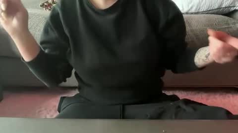 Snapshot of hotgirlbigbutt chatting on 04/19/26, 11:42 hotgirlbigbutt online show from 04/19/26, 11:42