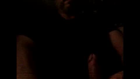 Snapshot of hotgizz chatting on 12/26/24, 03:38 Canadian Cummer online show from 12/26/24, 03:38