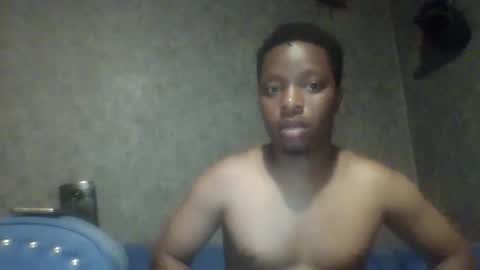 hotguyy001 online show from 02/16/25, 04:32