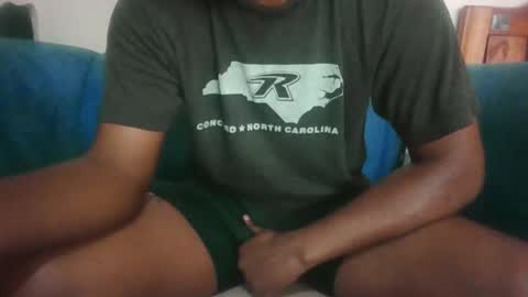 hotguyy001 online show from 09/30/25, 05:56