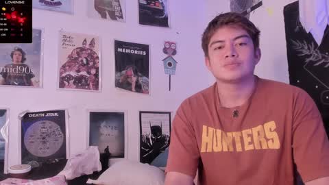 Snapshot of hothoneychile chatting on 01/10/25, 02:46 Sam and Nico online show from 01/10/25, 02:46