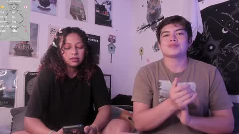 Snapshot of hothoneychile chatting on 01/25/25, 02:58 Sam and Nico online show from 01/25/25, 02:58