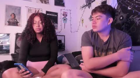 Snapshot of hothoneychile chatting on 10/03/25, 04:04 Sam and Nico online show from 10/03/25, 04:04