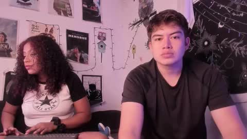 Snapshot of hothoneychile chatting on 10/12/25, 03:55 Sam and Nico online show from 10/12/25, 03:55