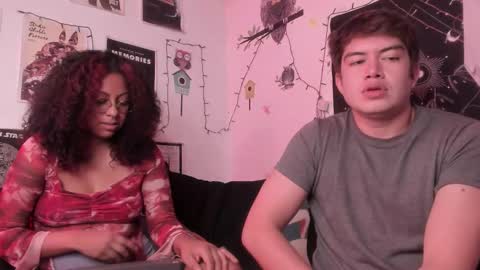 Snapshot of hothoneychile chatting on 10/29/25, 10:55 Sam and Nico online show from 10/29/25, 10:55