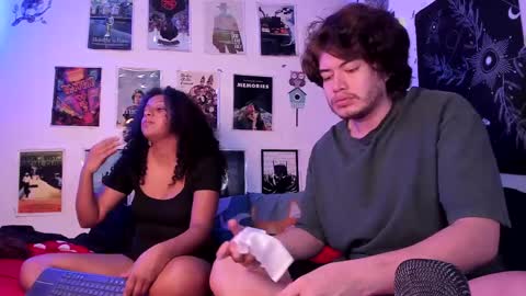Sam and Nico online show from 05/04/26, 03:46