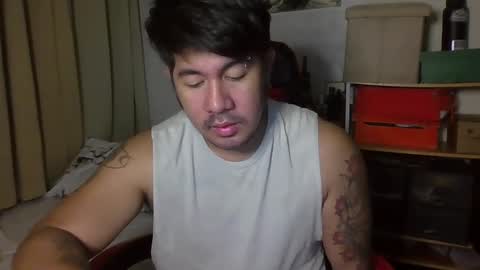 Snapshot of hothunkybear23 chatting on 12/09/24, 12:40 Khel online show from 12/09/24, 12:40