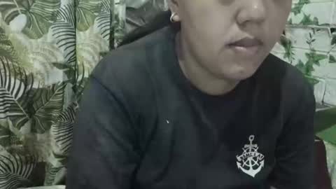 hotiemorenagurl18 online show from 06/05/26, 08:09