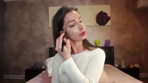 Snapshot of hotilia18 chatting on 03/15/26, 06:36 Lia online show from 03/15/26, 06:36