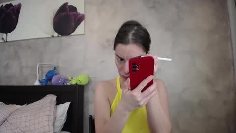 Snapshot of hotilia18 chatting on 04/01/26, 12:50 Lia online show from 04/01/26, 12:50