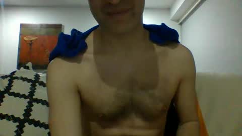 hottitan  twitter Marianoshcam online show from 10/10/25, 04:00