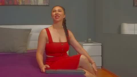 Jennyfer online show from 06/18/26, 04:55
