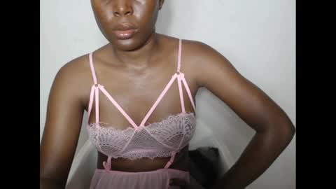 hotjessie0 online show from 02/04/25, 04:05