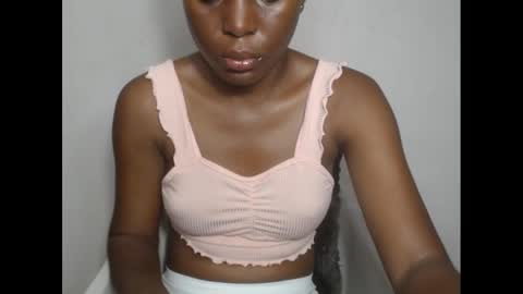 hotjessie0 online show from 03/06/25, 04:08