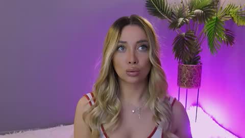 Snapshot of hotjessxx chatting on 03/20/26, 03:11 Maria online show from 03/20/26, 03:11