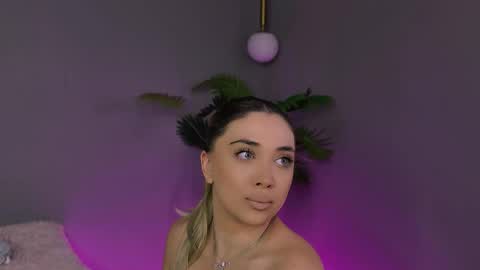Snapshot of hotjessxx chatting on 04/01/26, 06:36 Maria online show from 04/01/26, 06:36