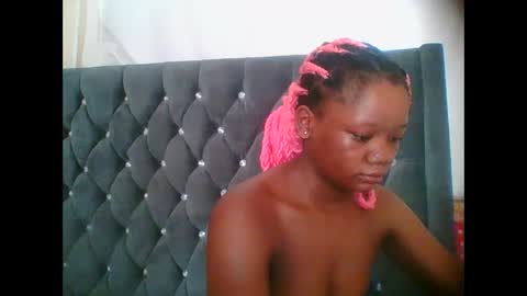 LOYCE online show from 12/19/25, 07:15