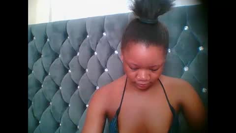 LOYCE online show from 12/22/25, 07:38