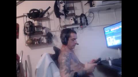 Snapshot of hotkinkytat chatting on 01/13/25, 05:01 hotkinkytat online show from 01/13/25, 05:01