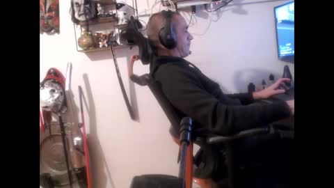 Snapshot of hotkinkytat chatting on 01/24/25, 08:32 hotkinkytat online show from 01/24/25, 08:32