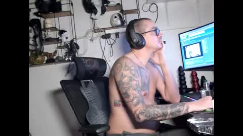 hotkinkytat online show from 02/05/26, 01:54