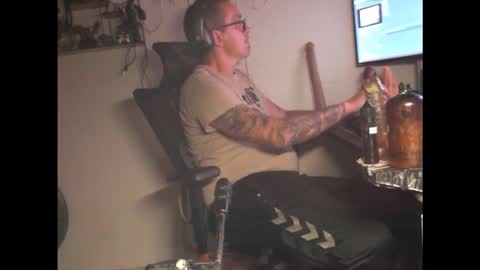 hotkinkytat online show from 04/01/26, 12:33