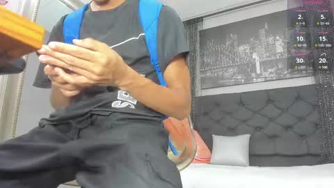 Hotkoljei online show from 02/19/25, 03:39