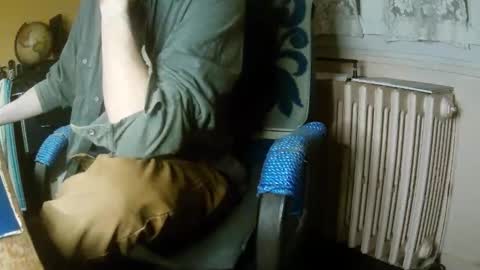 hotleopold online show from 11/28/25, 10:56