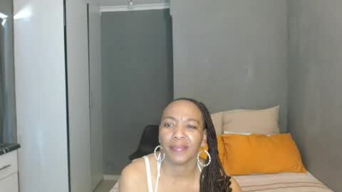 hotlilya online show from 06/16/26, 08:39