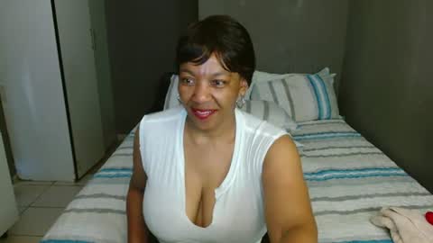 hotlilya online show from 07/14/26, 10:21