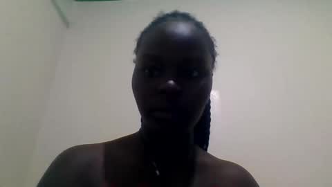 hotlina01 online show from 01/16/26, 04:11