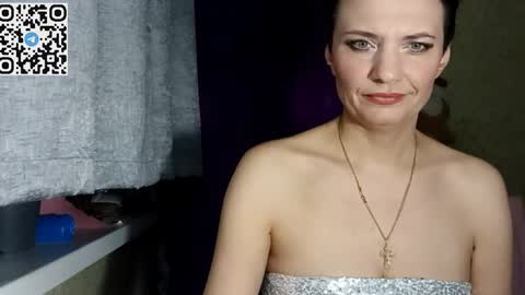Snapshot of hotmamaqueen234 chatting on 04/09/26, 07:19 hotmamaqueen234 online show from 04/09/26, 07:19